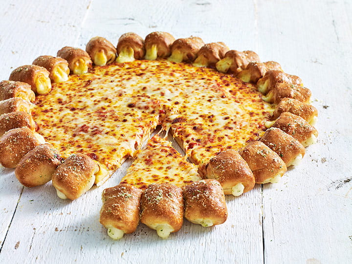  Pizza con bordes rellenos de queso